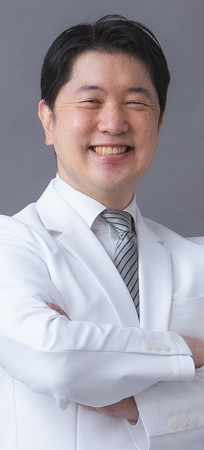 日本形成外科学会認定 専門医 日本皮膚科学会認定 専門医 権東 容秀