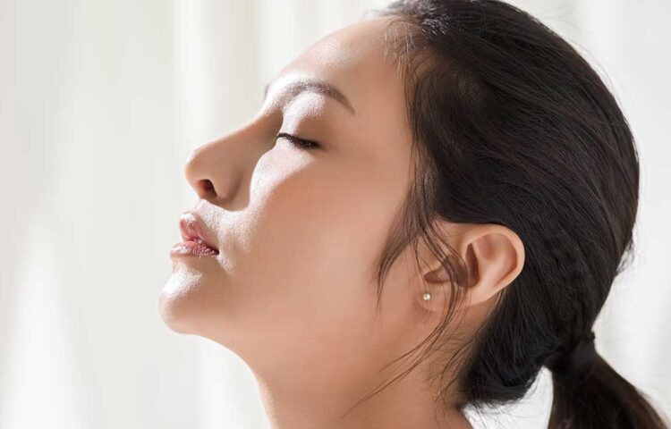 鼻プロテーゼのダウンタイムとは？腫れや痛みの期間も解説
